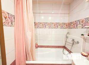 1-к квартира, вторичка, 42м2, 1/4 этаж