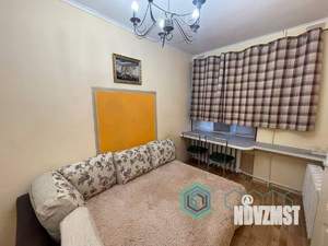 2-к квартира, вторичка, 43м2, 1/4 этаж