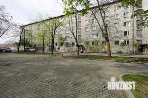 4-к квартира, вторичка, 62м2, 3/5 этаж