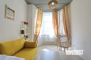 2-к квартира, вторичка, 44м2, 1/4 этаж