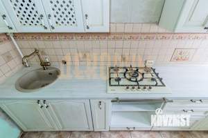 4-к квартира, вторичка, 101м2, 1/3 этаж