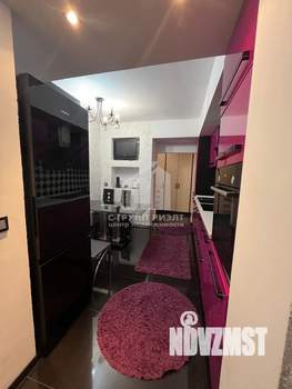 2-к квартира, вторичка, 61м2, 1/9 этаж