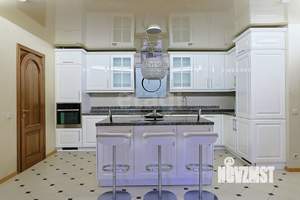 5-к квартира, вторичка, 195м2, 1/5 этаж