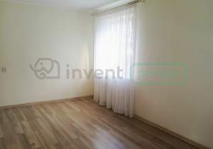 2-к квартира, вторичка, 42м2, 1/5 этаж