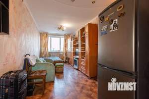 6-к квартира, вторичка, 100м2, 1/2 этаж