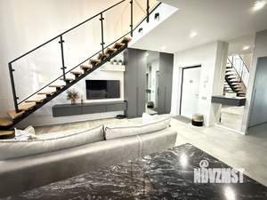 3-к квартира, вторичка, 102м2, 5/5 этаж