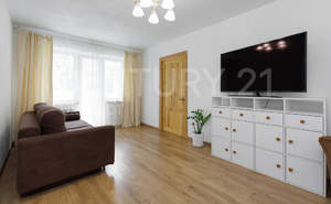 2-к квартира, вторичка, 44м2, 1/5 этаж