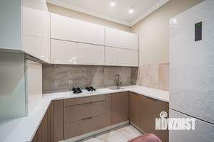 3-к квартира, вторичка, 105м2, 1/4 этаж