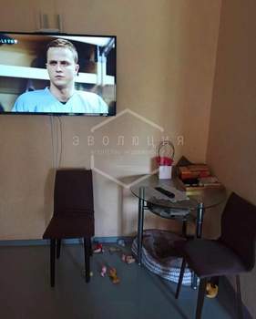 3-к квартира, вторичка, 58м2, 3/5 этаж