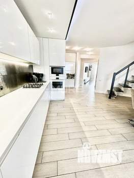 3-к квартира, вторичка, 122м2, 5/9 этаж