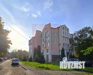 4-к квартира, вторичка, 159м2, 1/4 этаж