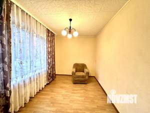 4-к квартира, вторичка, 62м2, 1/5 этаж