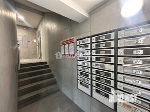 3-к квартира, вторичка, 79м2, 1/9 этаж