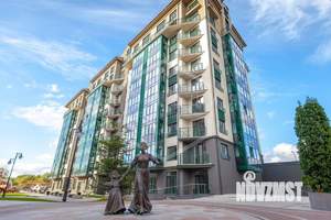 2-к квартира, вторичка, 72м2, 1/12 этаж