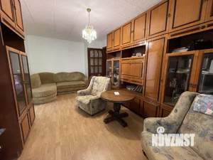 4-к квартира, вторичка, 63м2, 1/5 этаж