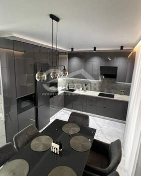 3-к квартира, вторичка, 94м2, 7/8 этаж