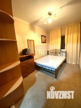2-к квартира, вторичка, 39м2, 1/4 этаж