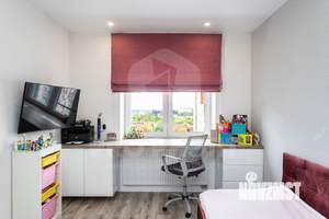 2-к квартира, вторичка, 65м2, 10/13 этаж