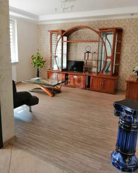 2-к квартира, вторичка, 72м2, 7/8 этаж