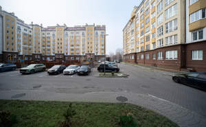 2-к квартира, вторичка, 57м2, 1/9 этаж