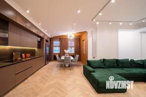 4-к квартира, вторичка, 159м2, 4/6 этаж