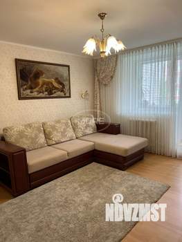 2-к квартира, вторичка, 71м2, 2/5 этаж
