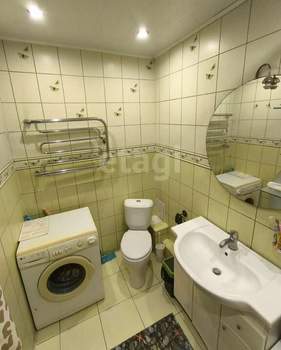 2-к квартира, вторичка, 50м2, 9/9 этаж