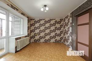 3-к квартира, вторичка, 65м2, 6/9 этаж