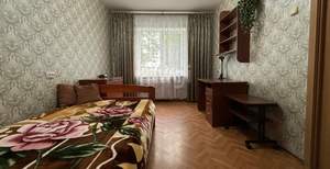 3-к квартира, вторичка, 65м2, 1/4 этаж