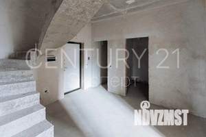 4-к квартира, вторичка, 135м2, 4/4 этаж