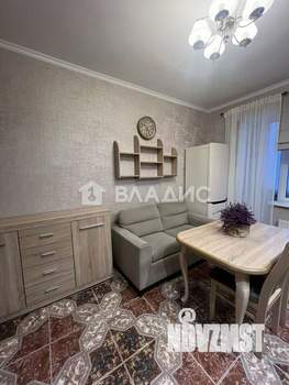 2-к квартира, вторичка, 60м2, 1/5 этаж