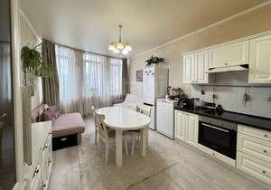 3-к квартира, вторичка, 83м2, 3/14 этаж
