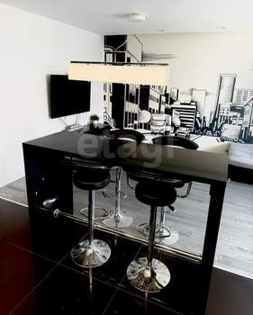 3-к квартира, вторичка, 85м2, 1/9 этаж