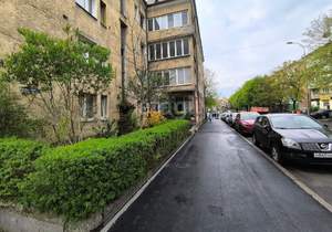 2-к квартира, вторичка, 54м2, 1/4 этаж