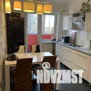 2-к квартира, вторичка, 57м2, 3/6 этаж