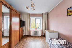 3-к квартира, вторичка, 58м2, 3/5 этаж