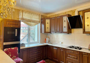 5-к квартира, вторичка, 170м2, 3/3 этаж