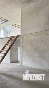 4-к квартира, вторичка, 200м2, 4/5 этаж