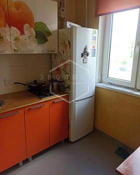 3-к квартира, вторичка, 58м2, 3/5 этаж