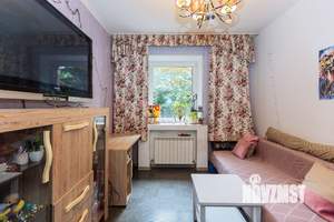 2-к квартира, вторичка, 57м2, 1/3 этаж