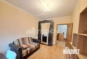 2-к квартира, вторичка, 63м2, 2/10 этаж