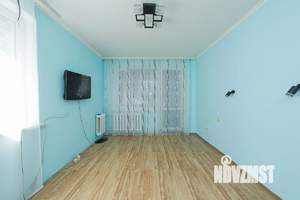 3-к квартира, вторичка, 64м2, 1/9 этаж