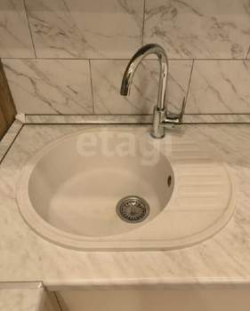 1-к квартира, вторичка, 42м2, 8/8 этаж