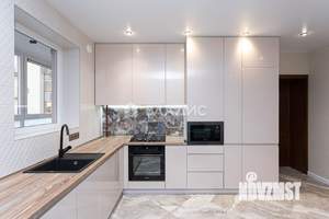 3-к квартира, вторичка, 98м2, 8/10 этаж