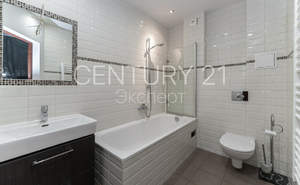 3-к квартира, вторичка, 102м2, 9/10 этаж