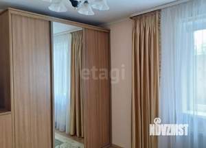 2-к квартира, вторичка, 61м2, 1/4 этаж