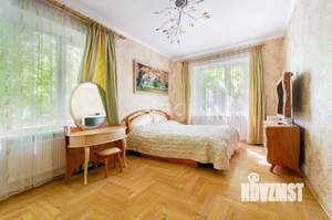 3-к квартира, вторичка, 73м2, 1/4 этаж