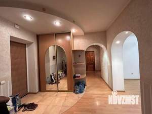3-к квартира, вторичка, 100м2, 3/5 этаж