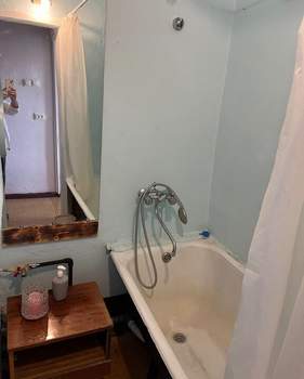 2-к квартира, вторичка, 42м2, 5/5 этаж