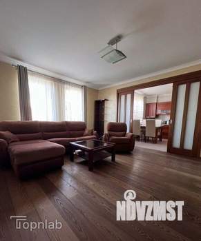 3-к квартира, вторичка, 99м2, 8/8 этаж